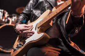 Best Beginner Electric Guitar Lessons